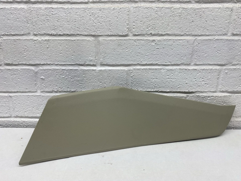 Subaru Legacy & Outback 2010-2014 lado del pasajero consola central panel de ajuste derecho Foto 3 de 4