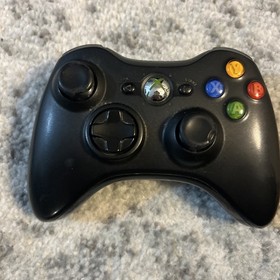 Xbox 360 Slim 4 GB Console Game Lot Bundle Tested Working