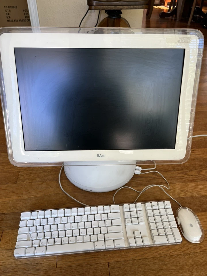 VINTAGE APPLE IMAC G4 M6498 17" 1.25GHz 1.5GB RAM 80GB HDD MAC OS X 10.4.11 - Image 3 of 4