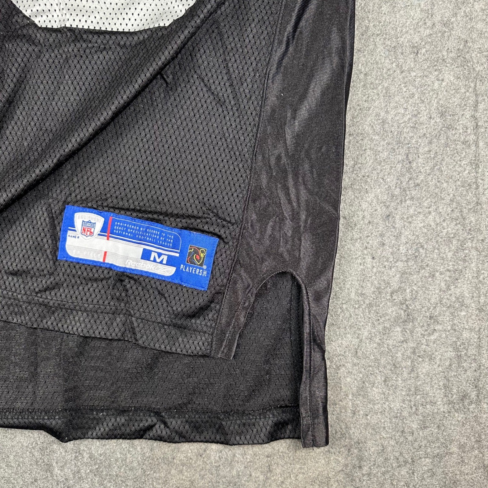 Reebok On Field Oakland Raiders Randy Moss 18 NFL Jersey Black Mens Medium Rare thumbnail 6