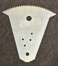 1968-79 CORVETTE NON POWER WINDOW REGULATOR STEEL GEAR PLATE LH/RH-NEW-USA-MADE
