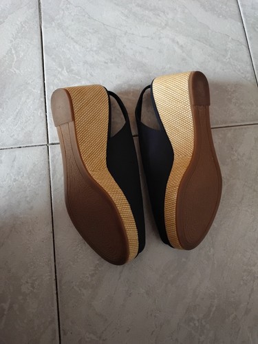 Neue dunkelblaue Tommy Hilfiger Keilsandaletten Gr 38 - Bild 3 von 4