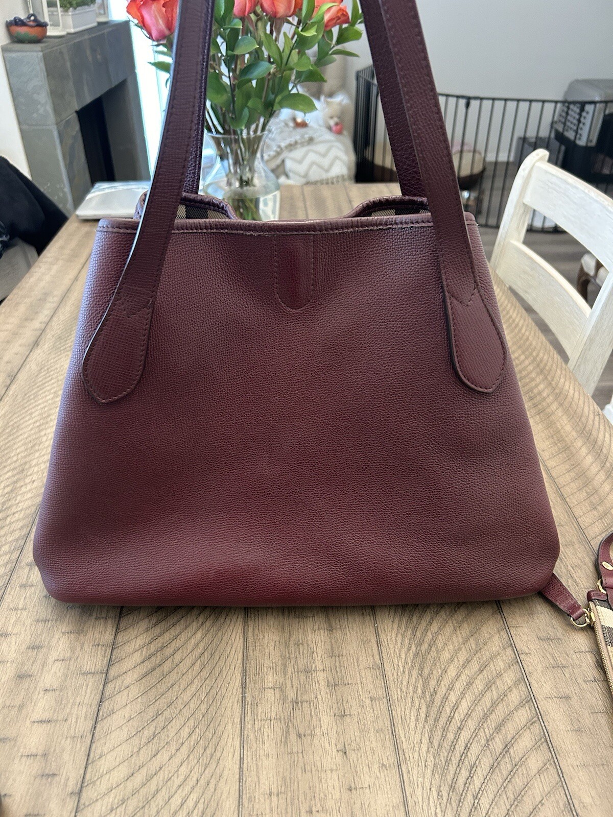 burberry handbag authentic - image 5