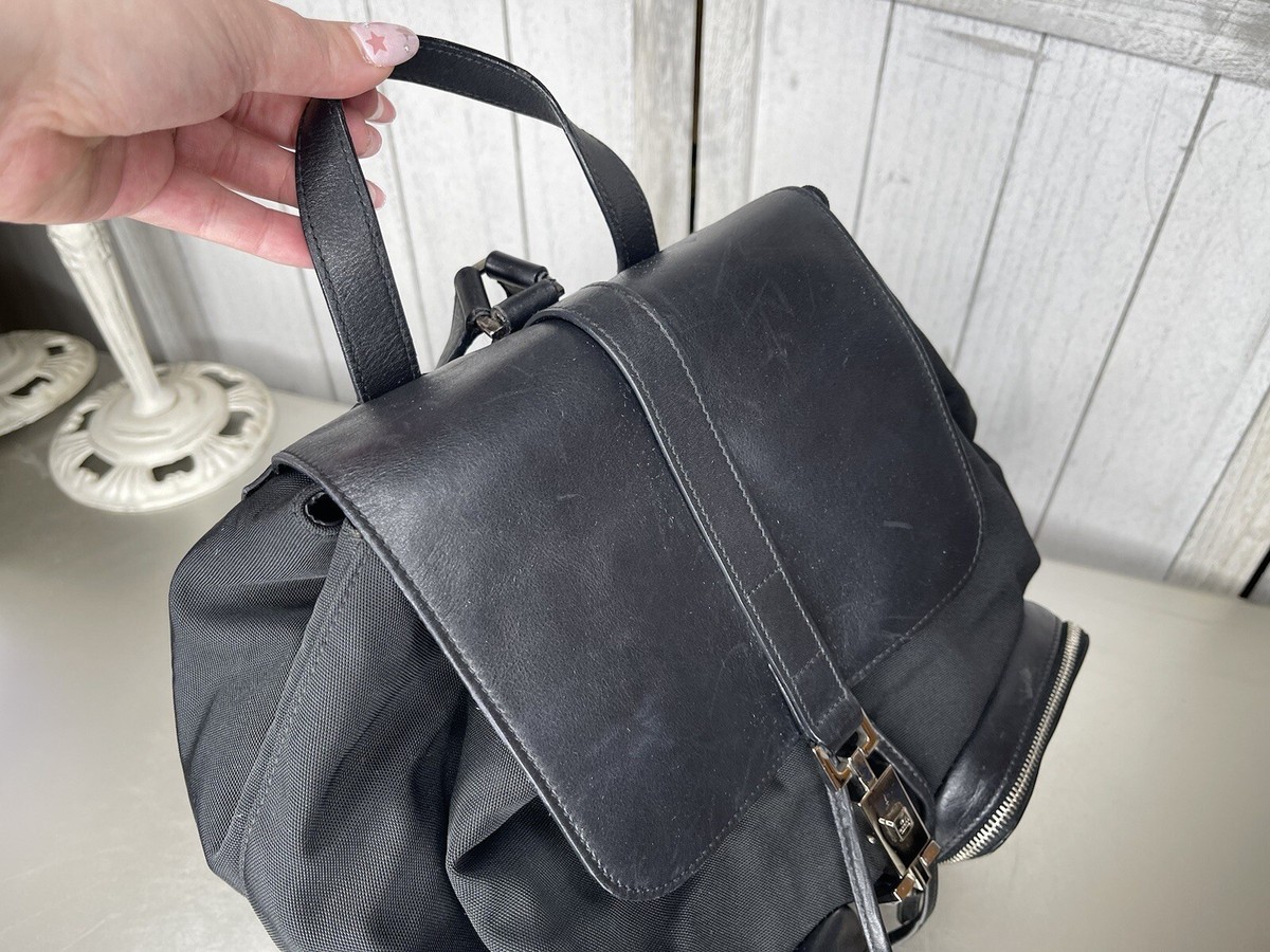 Authentic GUCCI Backpack Bag Black Leather Nylon Printed  display picture 1