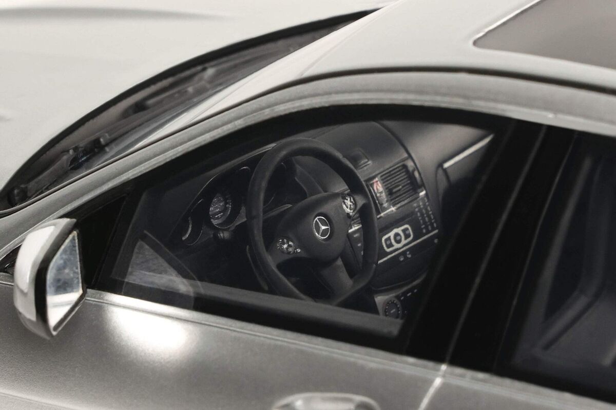GT Spirit 2008 Mercedes Benz C63 AMG W204 Sedan Iridium GT Spirit 2008 Mercedes Benz C63 AMG W204 Sedan Iridium