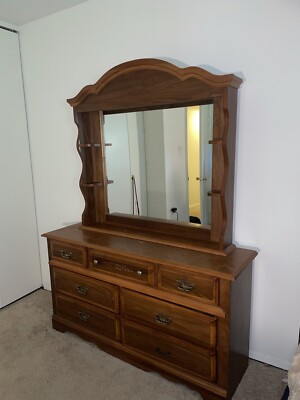 Discontinued Vintage Broyhill 6 Drawer Dresser With Large Mirror | eBay