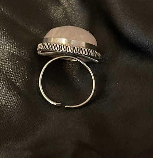 Vintage Statement RING  - Rose Quartz - Adjustabl… - image 5