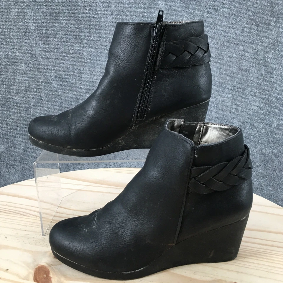 Life Stride Boots Womens 7 Wide Natalia Ankle Booties Wedge Black Faux Leather - Image 2 of 4