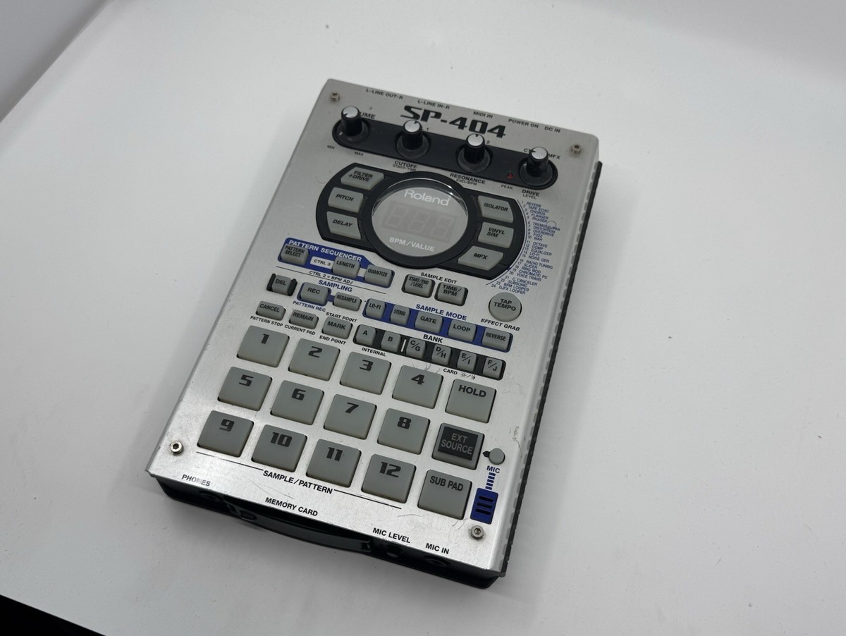 Roland SP-404 ポータブルパワーサンプラー Roland SP-404 Portable Power Sampler with FX for sale online