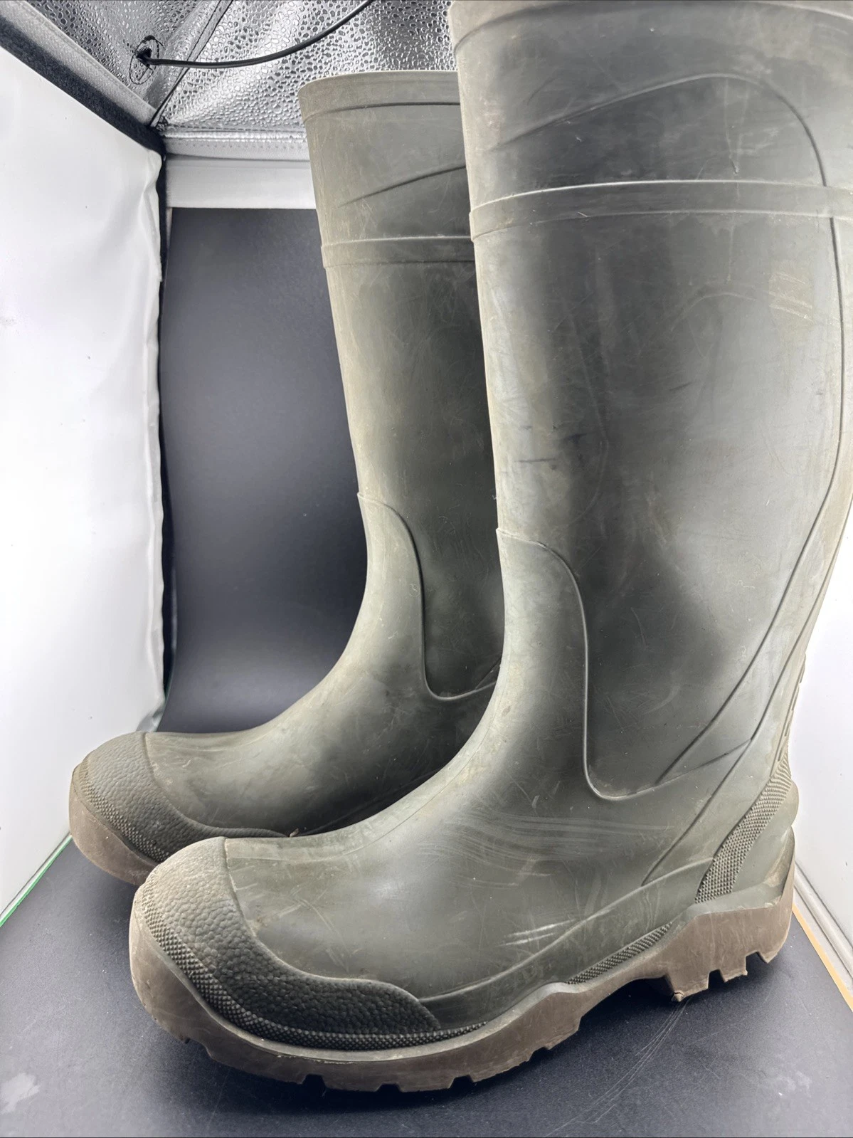 Men's Army Green Rubber Waterproof Boots 9 Made Canada Fishing Wading Boating📦