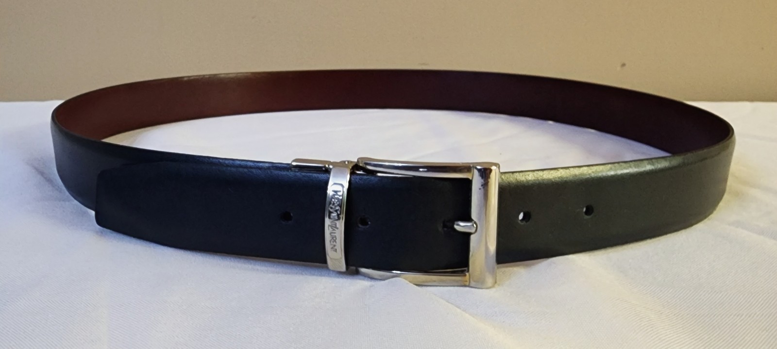 Cintura uomo Yves Saint Laurent 38 pelle nera bordeaux reversibile argento vintage