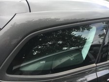 Ventanilla triangular trasera derecha PEUGEOT 308 2 SW PHASE 2 BREAK 9804000380