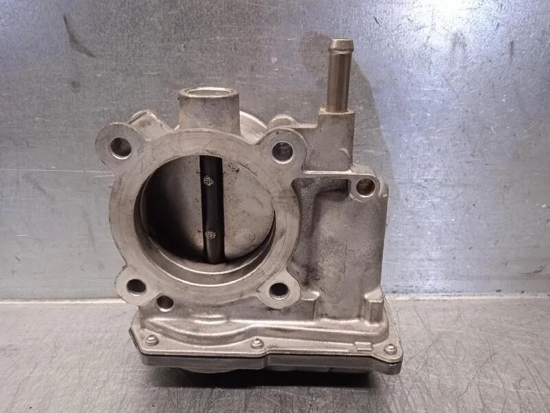 220300T110 caja de mariposa para TOYOTA AURIS TOURING SPORTS (E18) 2013 4242908 - Imagen 2 de 4