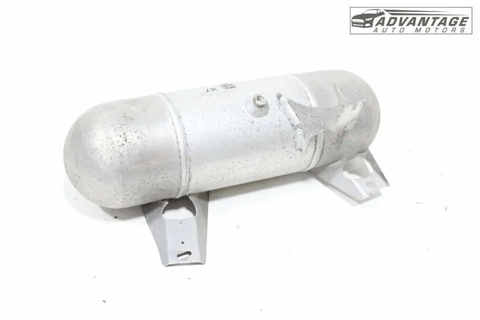 2016-2022 BMW 750I XDRIVE G12 AIR SUSPENSION PRESSURE RESERVOIR VACUUM TANK OEM - Image 2 of 4