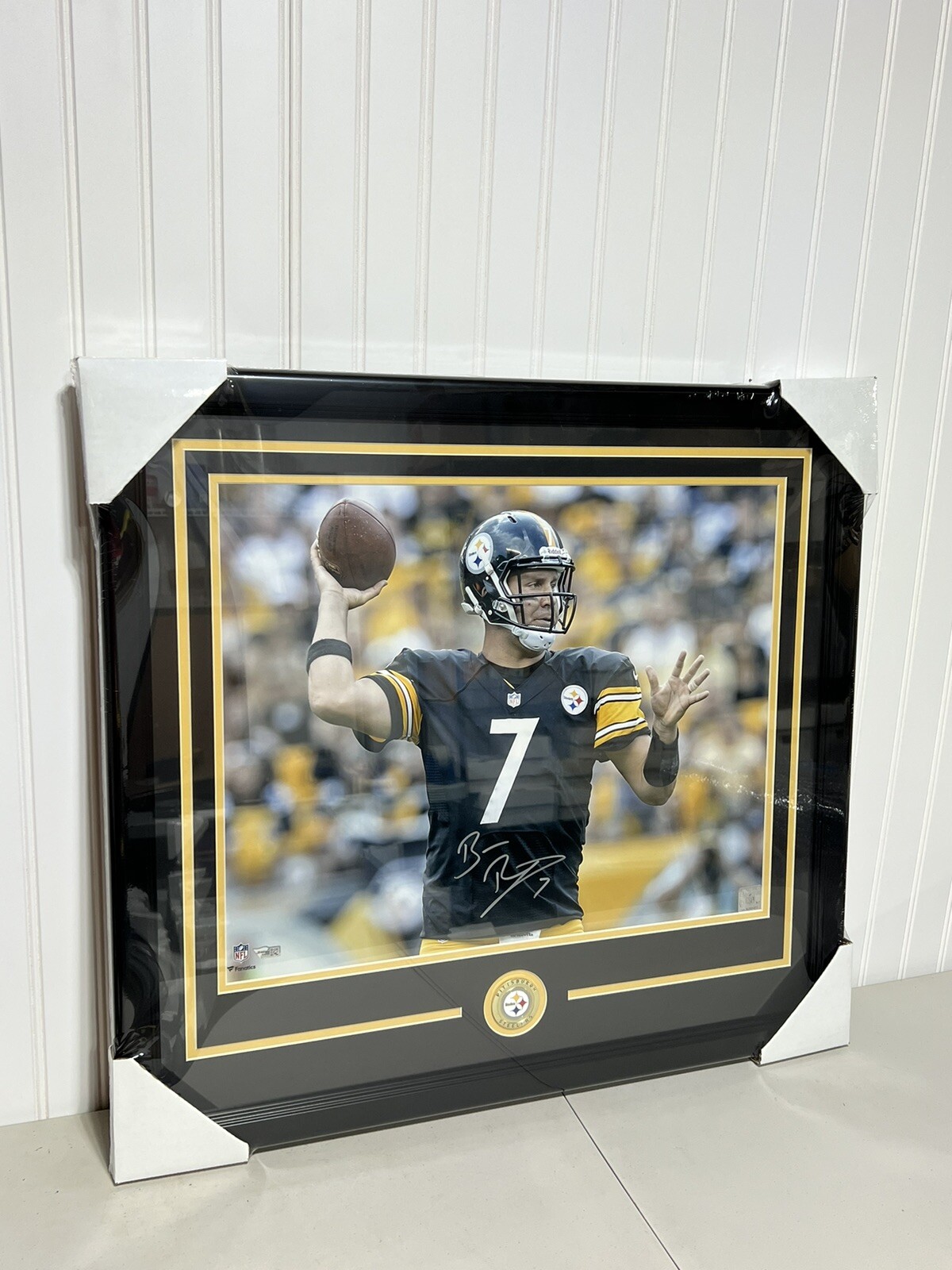 Ben Roethlisberger | Autographed Football Memorabilia & NFL Merchandise