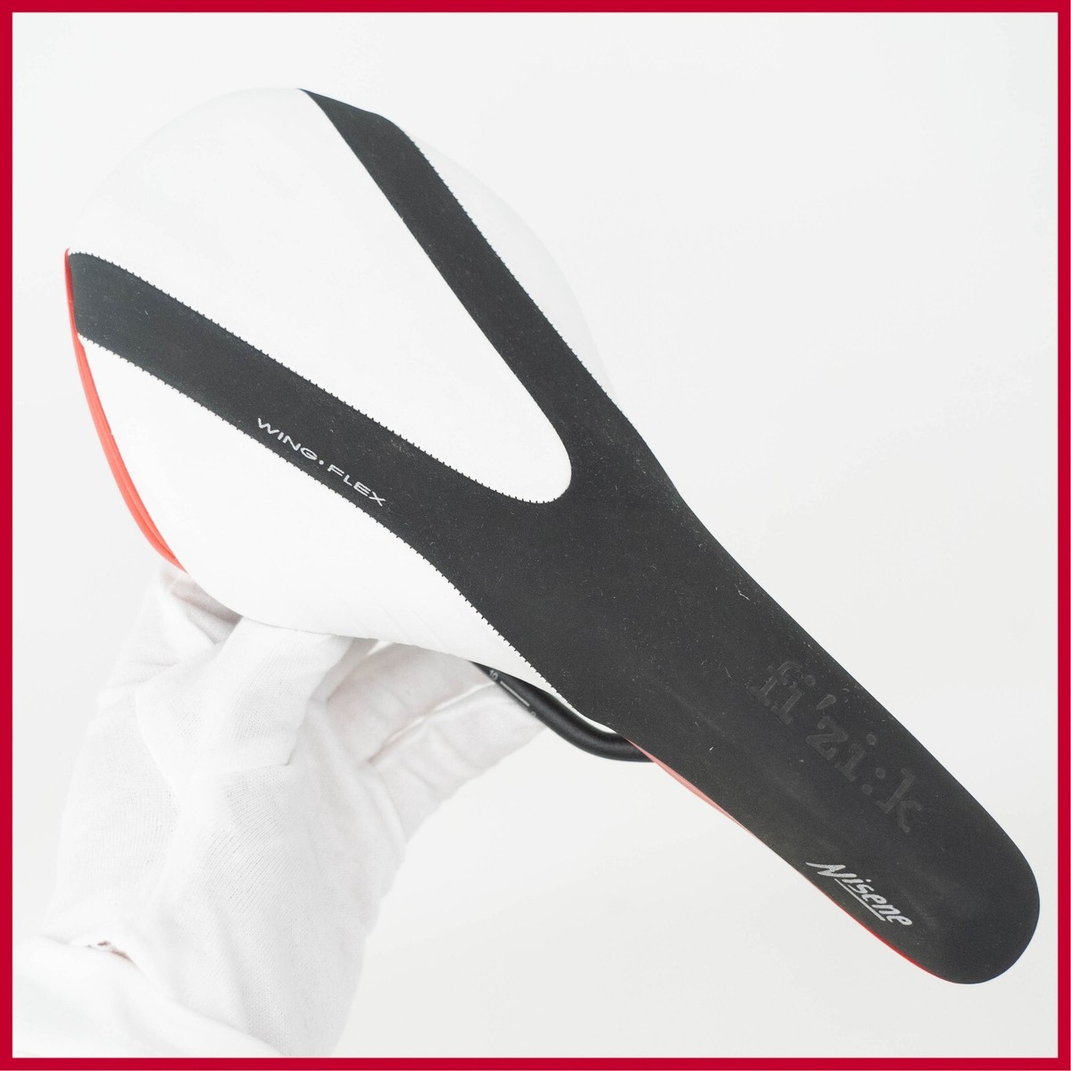 NOS FIZIK NISENE WING FLEX RED WHITE VINTAGE SADDLE SEAT RACING