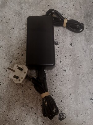 Original Sony Netzteil - Schwarz (AC-FD006) nur Gerät