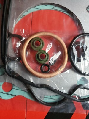 Produktbild von Piston & Top Gasket Kit SET 1st Over 65.25mm Honda ATC 200E ES Big Red ATC 2