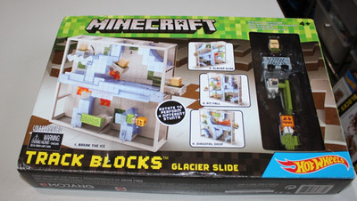 NEW Minecraft Hot Wheels Track Blocks Glacier Slide Mini Figures HTF