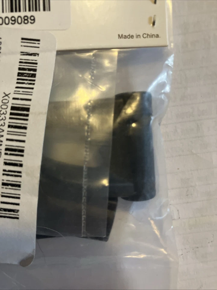 Brazos de suspensión superior delanteros ARRMA 6S Senton AR330371 y AR310432 taza de entrada Foto 4 de 4