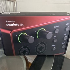 Focusrite Scarlett 4i4 4th Gen USB Audio Inte...