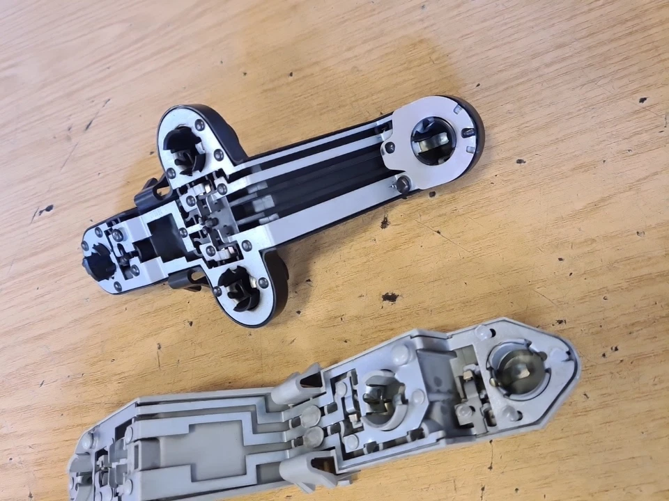 2005 VOLVO S60 SE PAR DE PORTA-LÂMPADA TRASEIRA LATERAL DO PASSAGEIRO 161011/161015 - Imagem 3 de 4