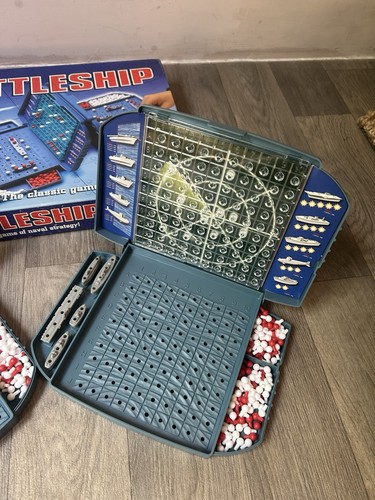 Vintage Battleships Board Game 1996 Edition by MB Games Naval Strategy - Picture 3 of 8