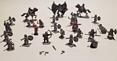 Vintage 1976 Metal Miniatures Ral Partha Dungeons & Dragons Lord of Rings Lot 25