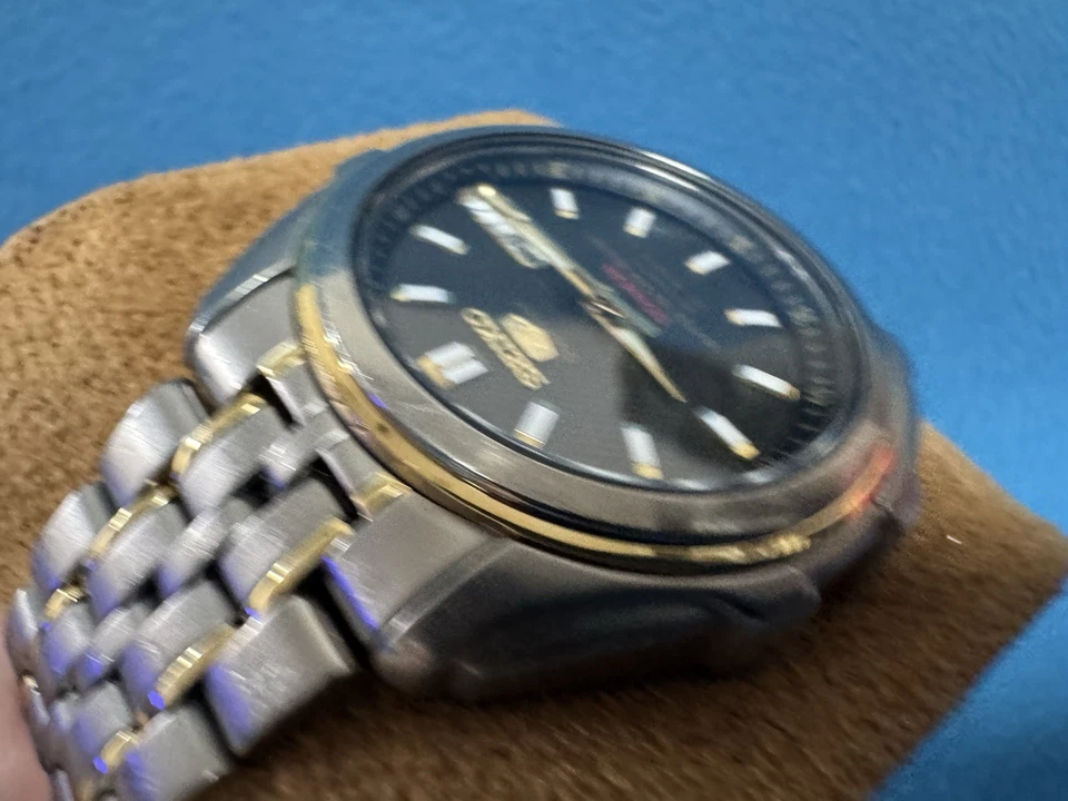 Reloj Hombre Seiko 5 Vintage Superior Automático 7S36-0140 Titanio Foto 4 de 4
