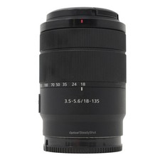 Gebrauchtes Sony E 18-135mm F3.5-5.6 OSS Objektiv (Haube SH43940)