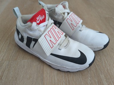 Nike Team Hustle D8 Just Do It Sneakers HD3 White AQ9977-100 Size 4.5 Y | eBay