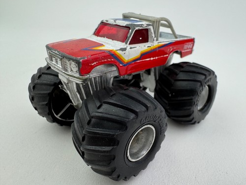 Matchbox FLY-N-HI Super Chargers Monster Truck 1985