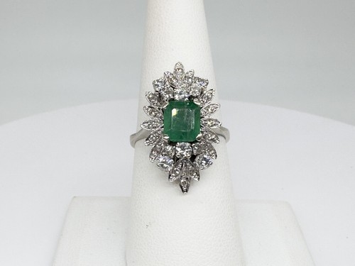 Ladies 1.05ct Emerald & Diamond Ring 12k White Gold Ring Size 8