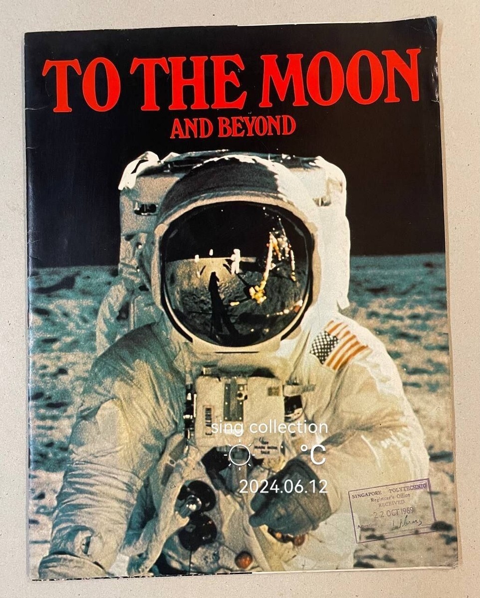 非売品 小冊子 10 YEARS ON THE MOON 1969ー1979 非売品 小冊子 10 YEARS ON THE MOON 1969ー1979 On the Moon!