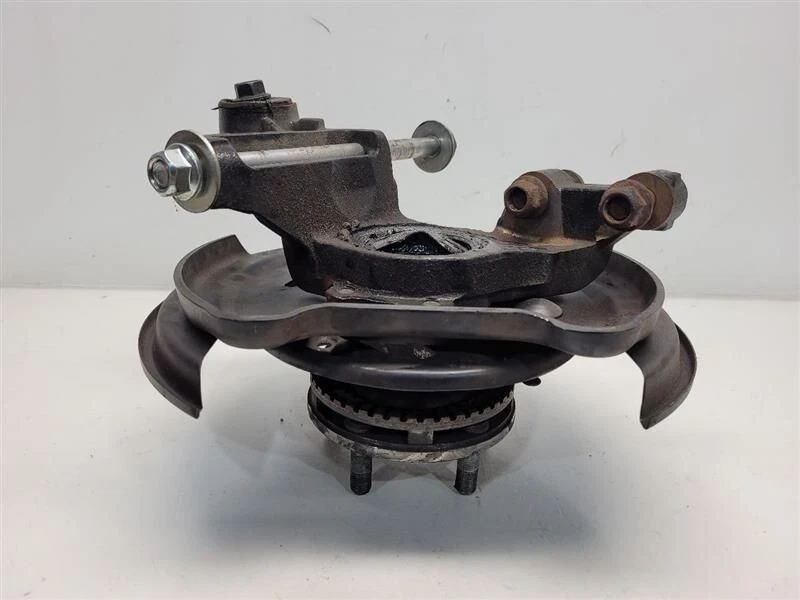 Subaru Impreza Forester 2002-2007 eje trasero izquierdo eje nudillo (frenos de disco) Foto 3 de 3