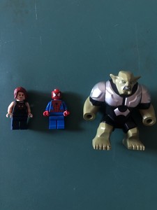 lego spiderman green goblin set