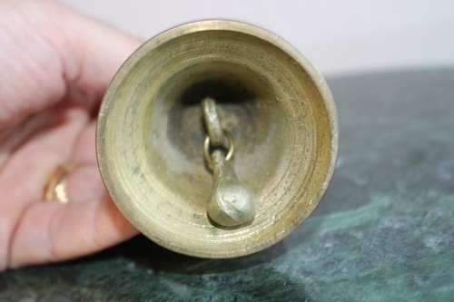Campana preziosa vintage con elefante da circo in cima alta 4" patina lieve - Foto 12 di 12