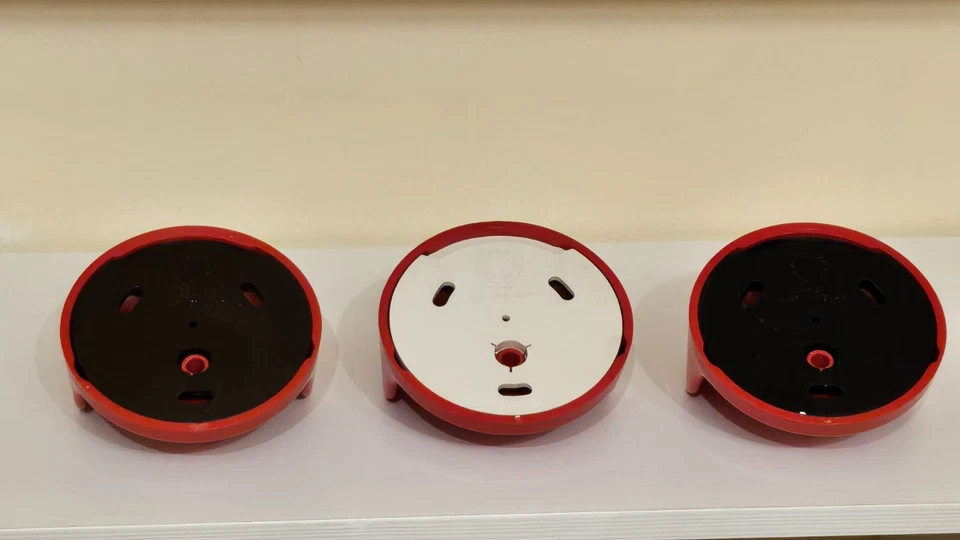 Kartell 4702 Coat Hook by Olaf von Bohr – Red – Vintage 1970s Italian Space Age - Image 4 of 4