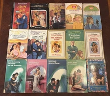 Lot 15 Vtg Romance Novels- Kismet, 2nd Chance, Candlelight, Valentine, Loveswept