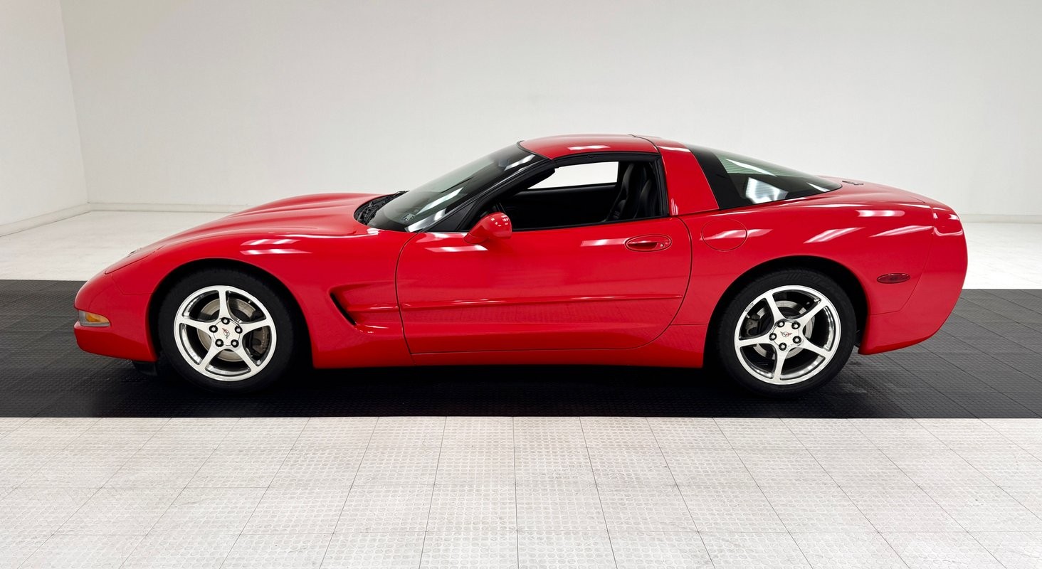 2003 Torch Red Chevrolet Corvette   | C5 Corvette Photo 2