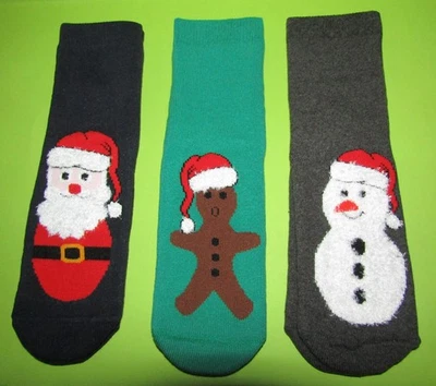 C&A Kinder Weihnachtssocken 3 Paar GR.24-26 NEU mit Etikett