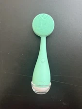 PMD Clean Smart Facial Cleansing Device – Mint Green Silicone Brush