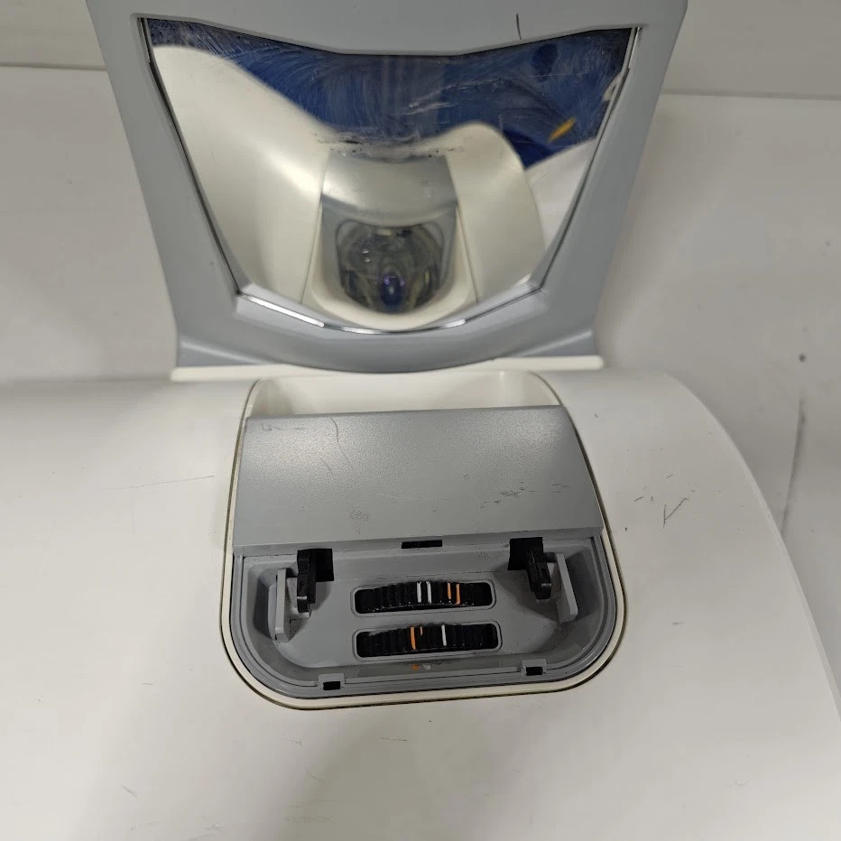 Vivitek D795WT DLP Projektor - Ungetestet, Für Teile Oder Reparatur - Bild 2 von 4