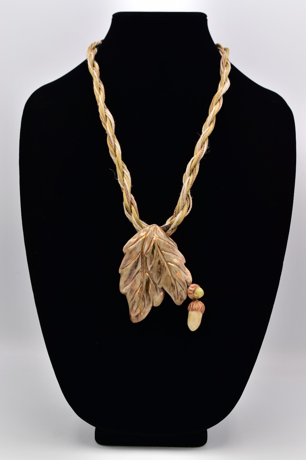 Vintage Ceramic Leaf Acorn Statement Necklace Pen… - image 3