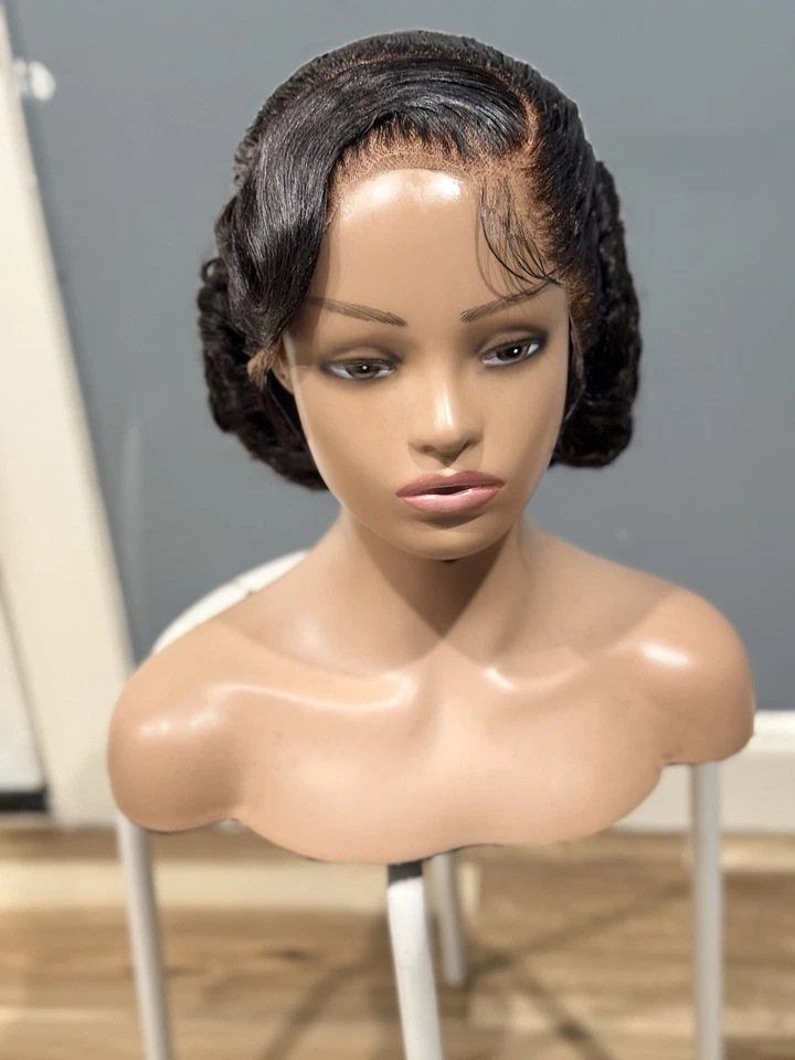 Peluca de moño de novia. Hecho en una peluca de encaje completa. Negro tal y como en la foto Foto 2 de 4