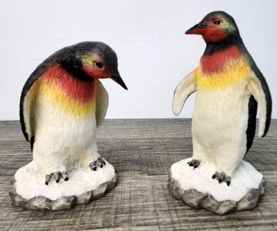 Vtg Emperor Penguin Figurines Realistic Miniature Trinkets Set Of 2