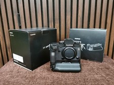 Fujifilm X-H1 Camera Body and VPB-XH1 Battery Grip Kit + Extra Batteries