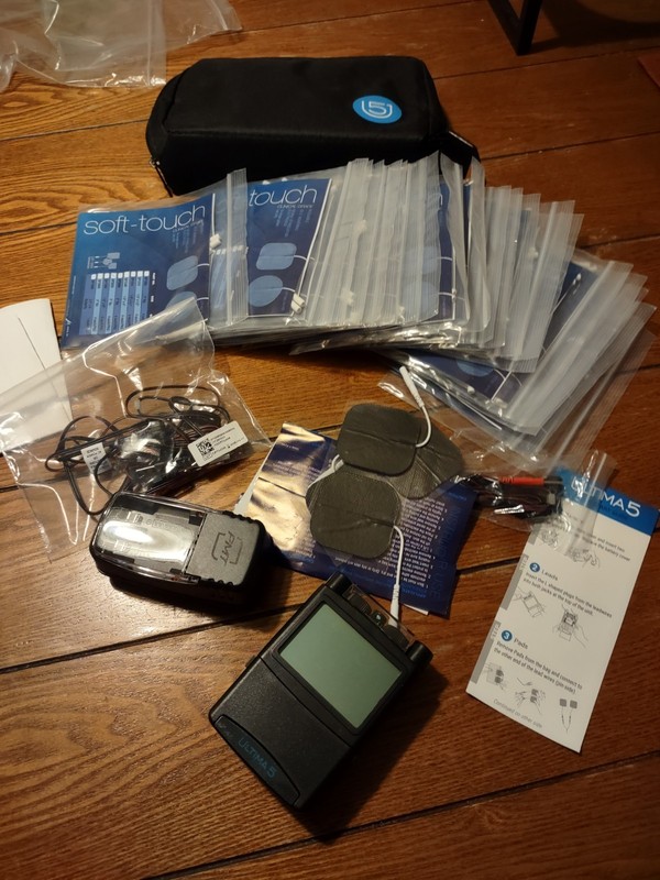 New Ultima 5 Migraine Pain Management Device With 20 Pads And Pouch Rechargeable