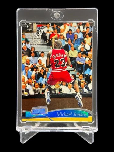 1997/98 Topps Stadium Club MICHAEL JORDAN #118 DUNKING CHICAGO BULLS🔥RARE🔥