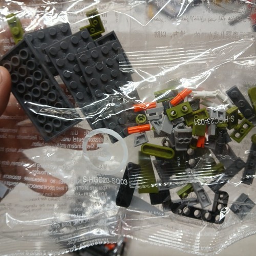 Misc Mega Blocks 1-5 Poly Bags Sealed Halo & Motion picture Pikachu S-HGC23 - Picture 3 of 6